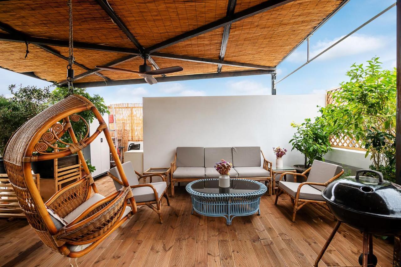 Unique Solar Penthouse With Jacuzzi And Sauna In Central Афіни Екстер'єр фото