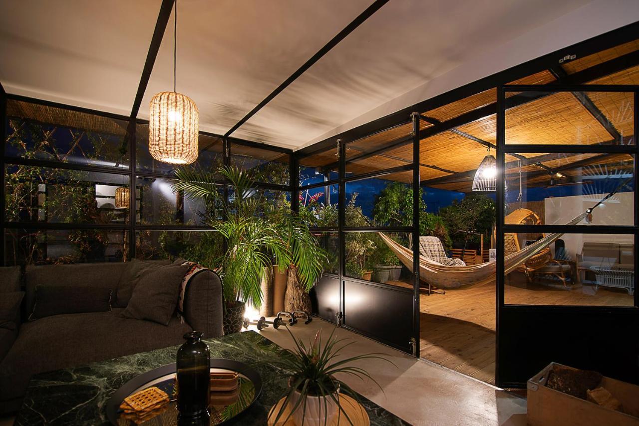 Unique Solar Penthouse With Jacuzzi And Sauna In Central Афіни Екстер'єр фото